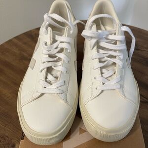 Leather, low top, removal sole